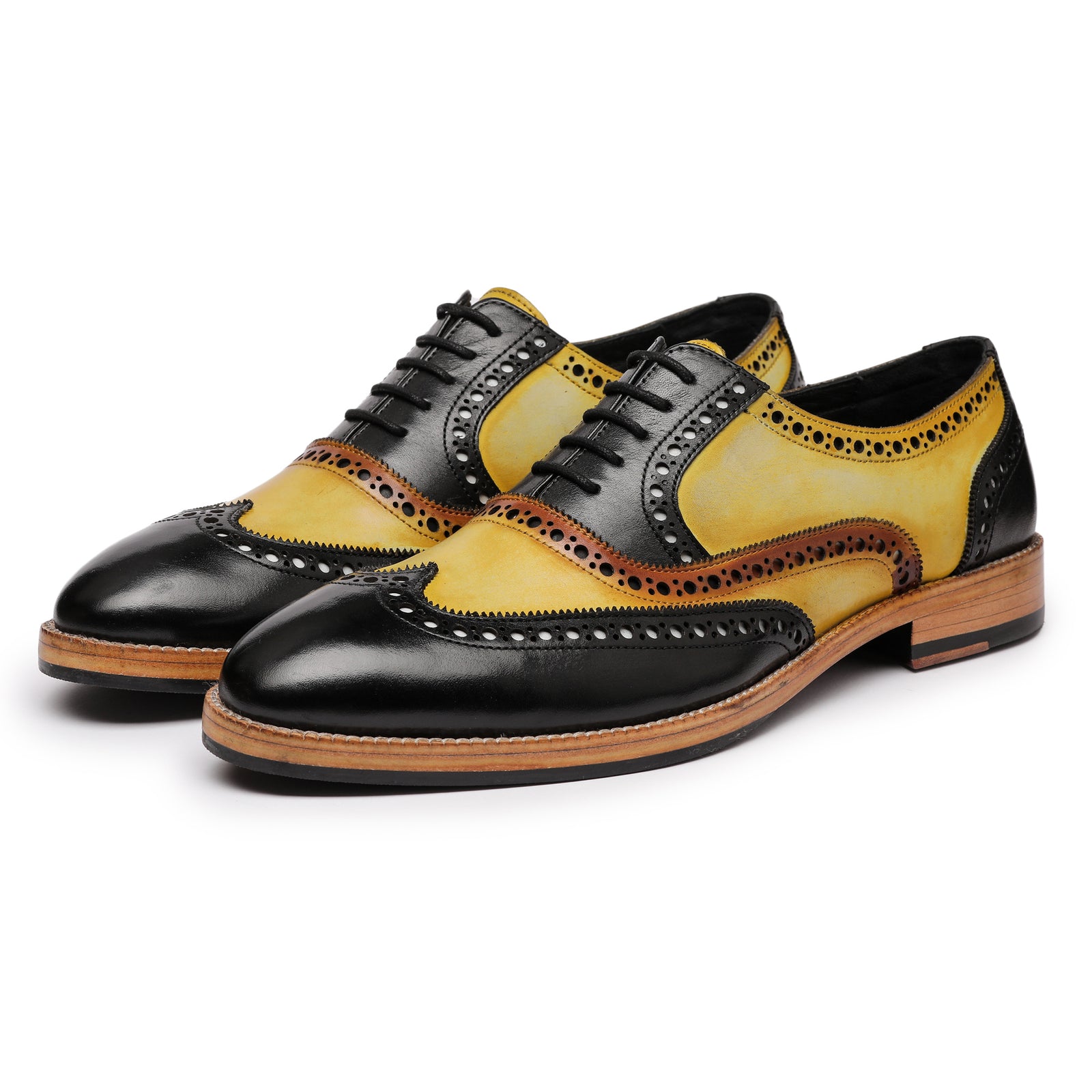 Wingtip Brogue Oxford - Tan & Black