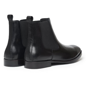 Classic Chelsea Boots- Black