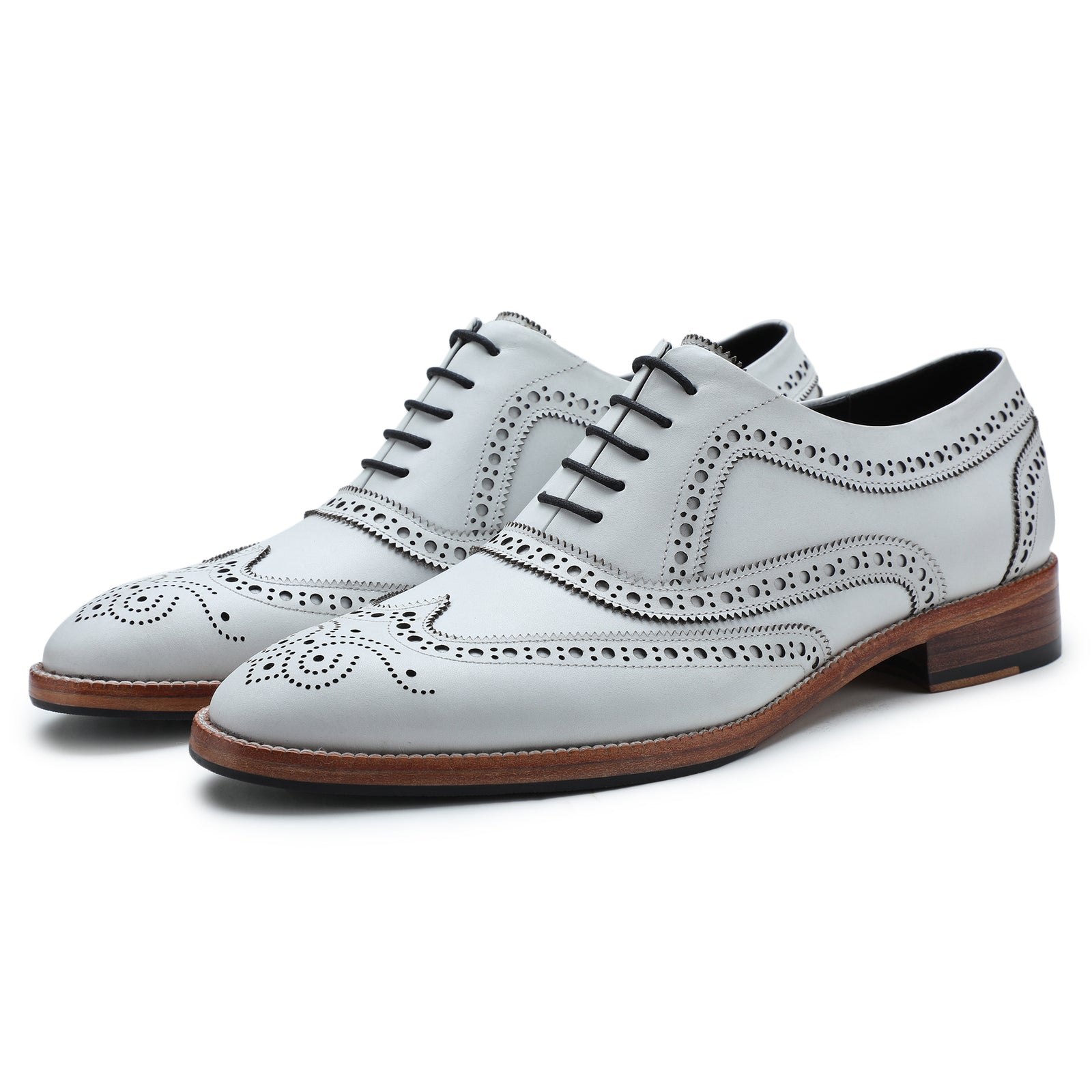 Wingtip Brogue Oxford - White